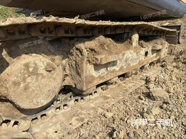 单侧履带整体（整机外观）