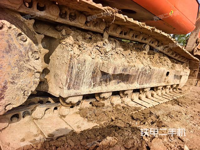 单侧履带整体（整机外观）