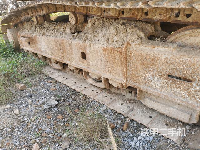 左侧履带整体 （行走机构）