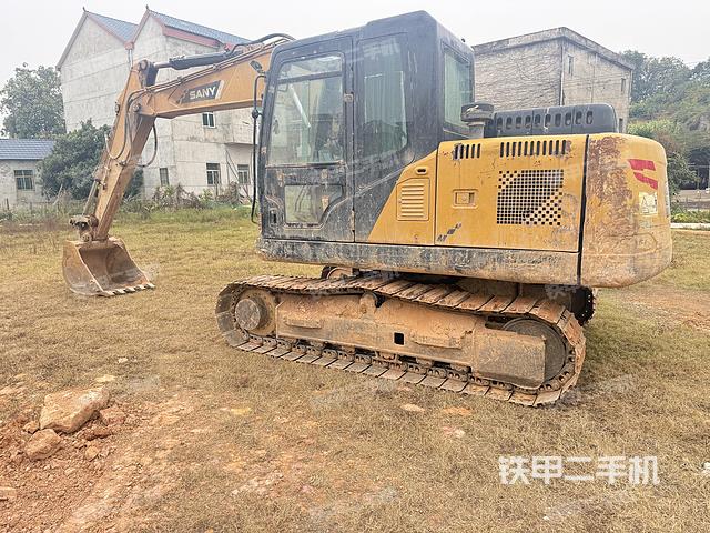 三一重工SY125C-10挖掘机