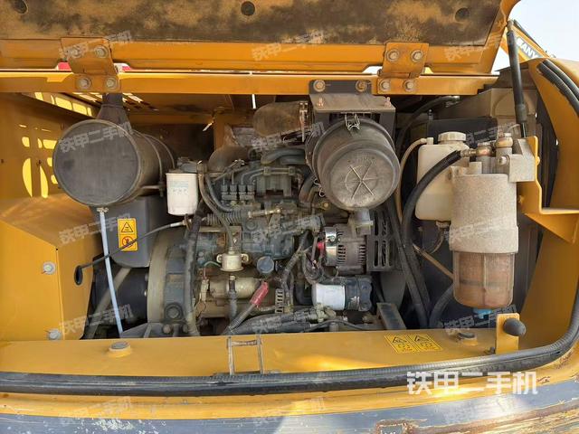 发动机整体俯视（整机外观）