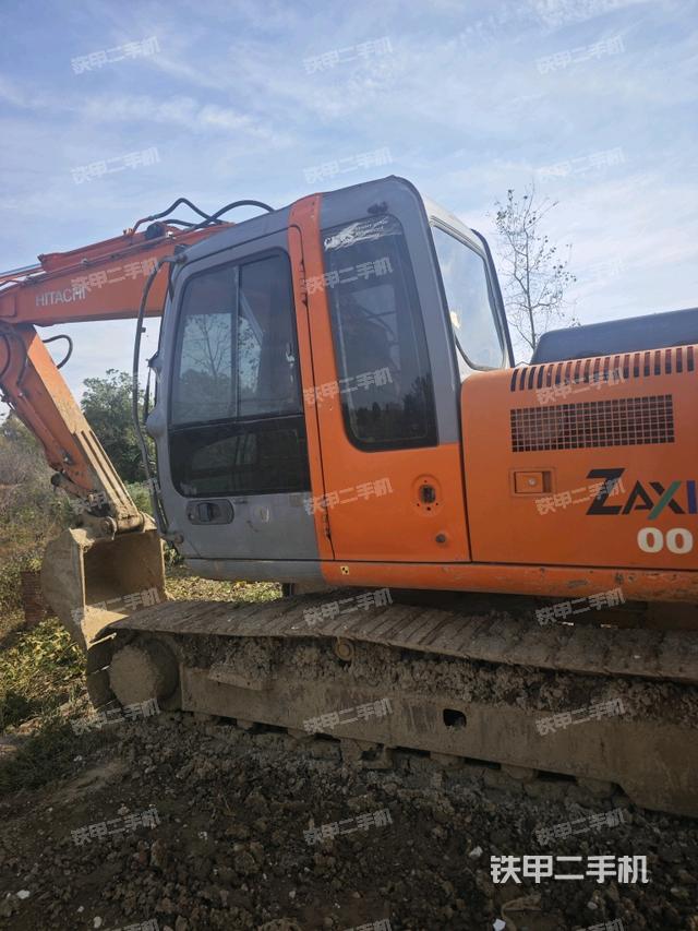 日立ZX120挖掘机