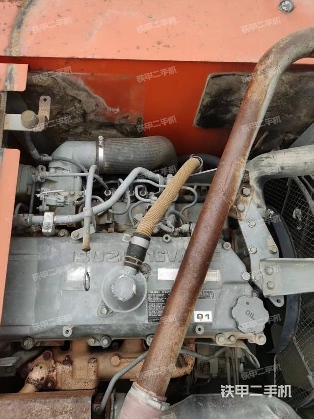 發(fā)動(dòng)機(jī)整體俯視（整機(jī)外觀）