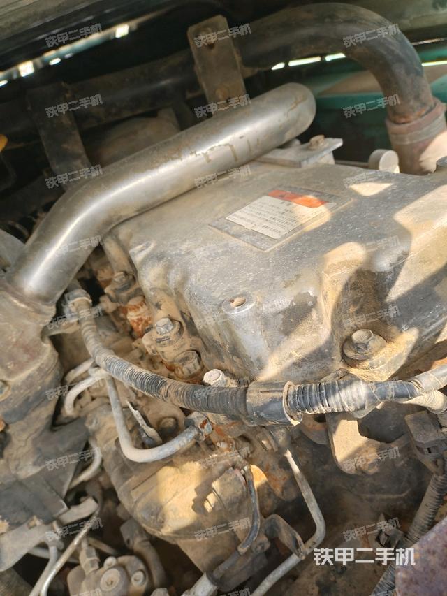 发动机室（上车部件）