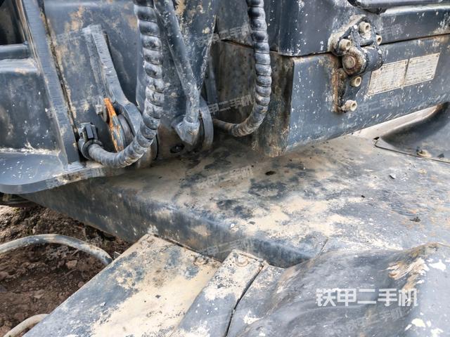 小臂整體右前（工作和回轉(zhuǎn)裝置）