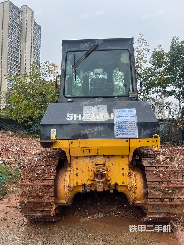 整機(jī)右后45°（設(shè)備外觀及核心部件）