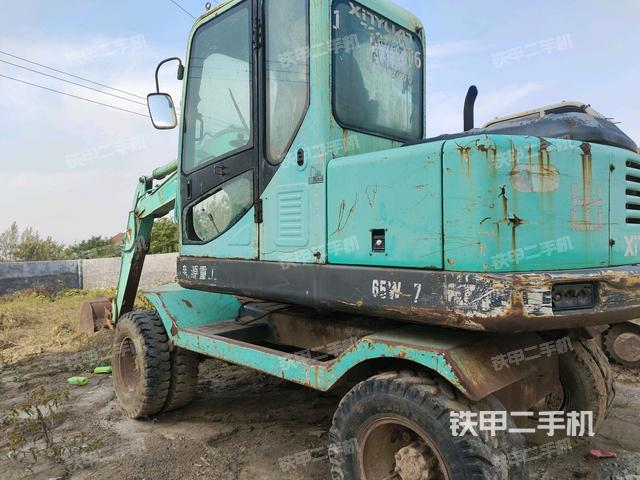 新源XY65W-7挖掘機
