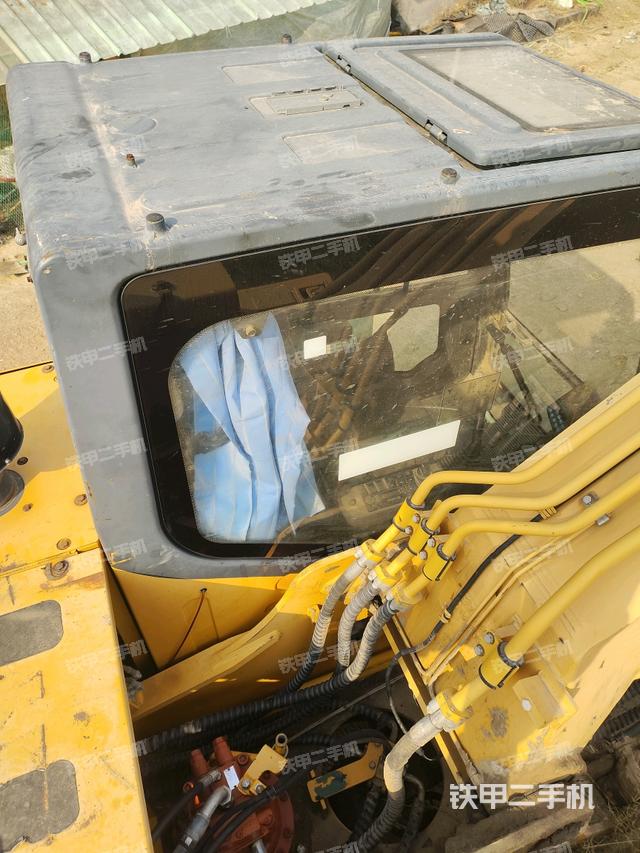 駕駛室頂部俯視（上車部件）