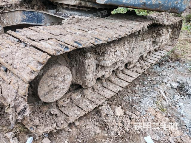 左侧履带整体 （行走机构）