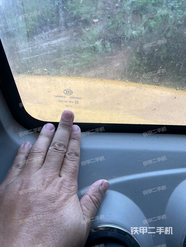 显示屏 （驾驶室部分）