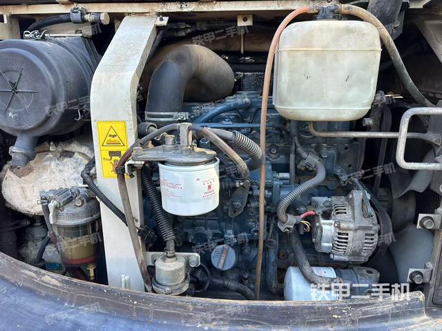 發(fā)動機整體俯視（整機外觀）