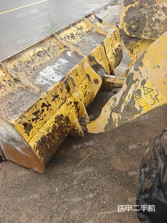 工作装置整体（整机外观及大件）