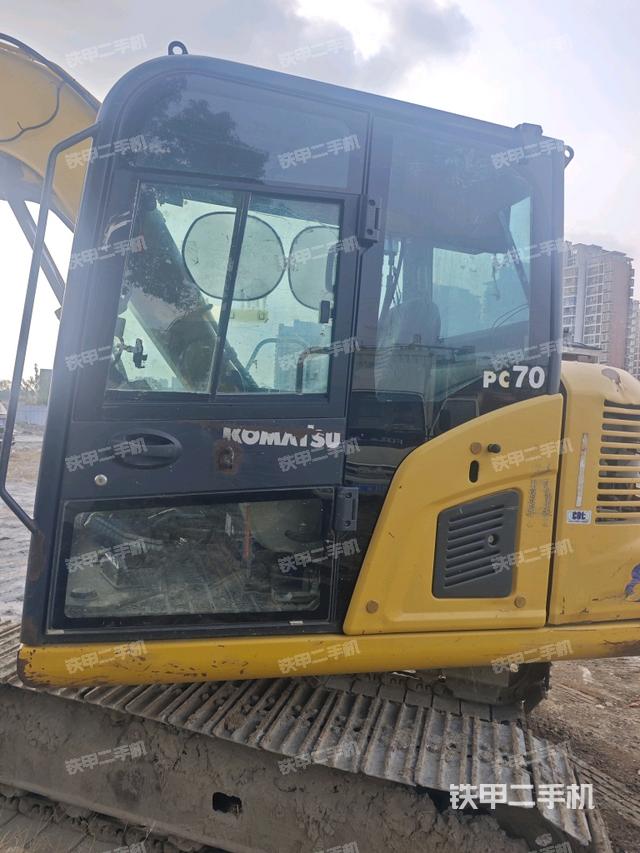 頂棚整體（駕駛室部分）