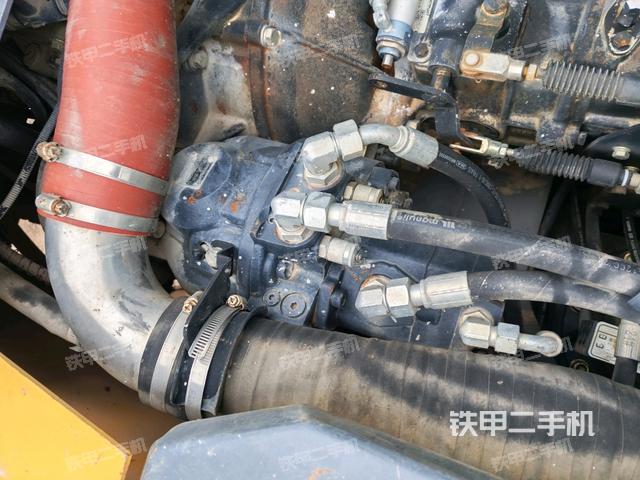 液壓泵室（大件艙室）