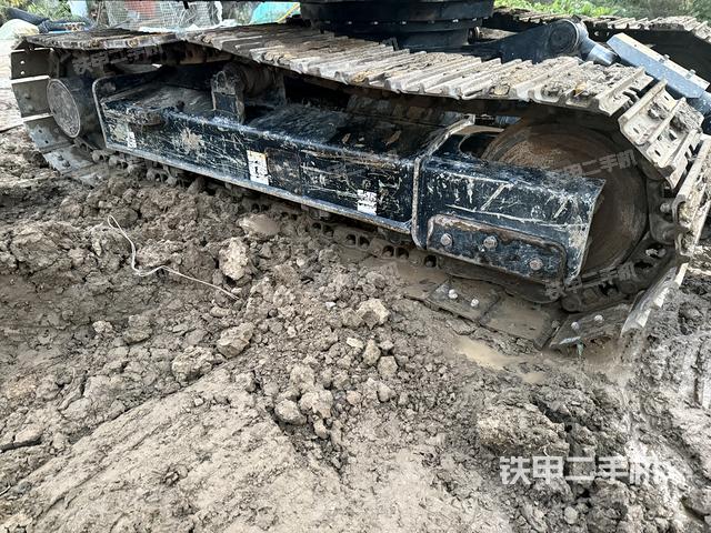 单侧履带整体（整机外观）