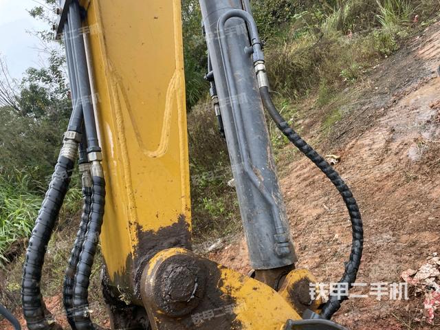 大臂整体 右侧（工作和回转装置）