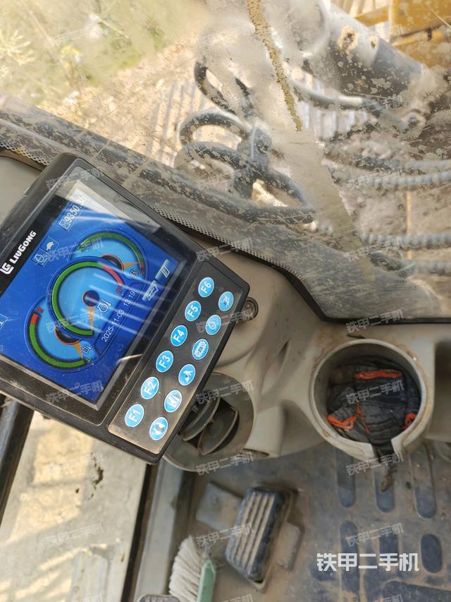 顯示屏?（駕駛室部分）