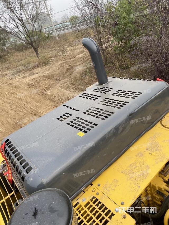 駕駛室頂部（整機(jī)外觀）