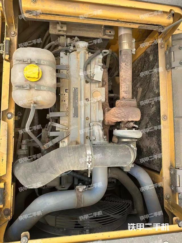 發(fā)動(dòng)機(jī)整體俯視（整機(jī)外觀）