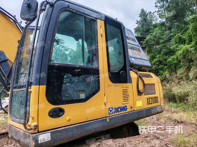 顶棚整体（驾驶室部分）