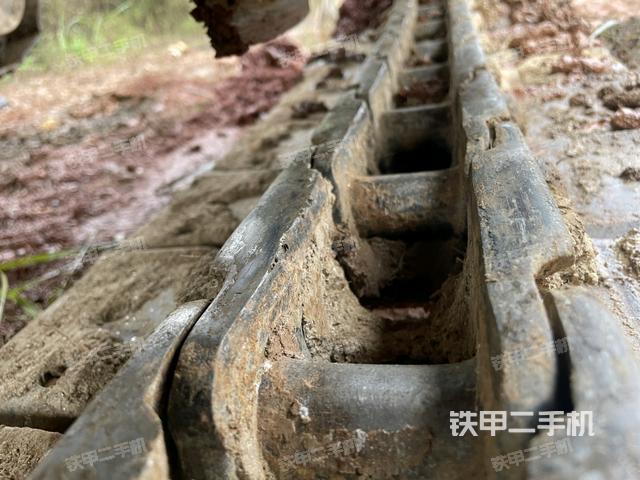 左侧履带整体 （行走机构）