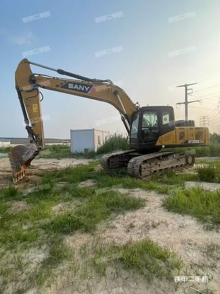 三一重工SY205C挖掘机