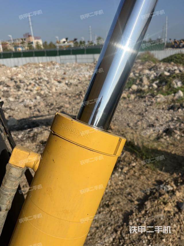 大臂整體?右側(cè)（工作和回轉(zhuǎn)裝置）