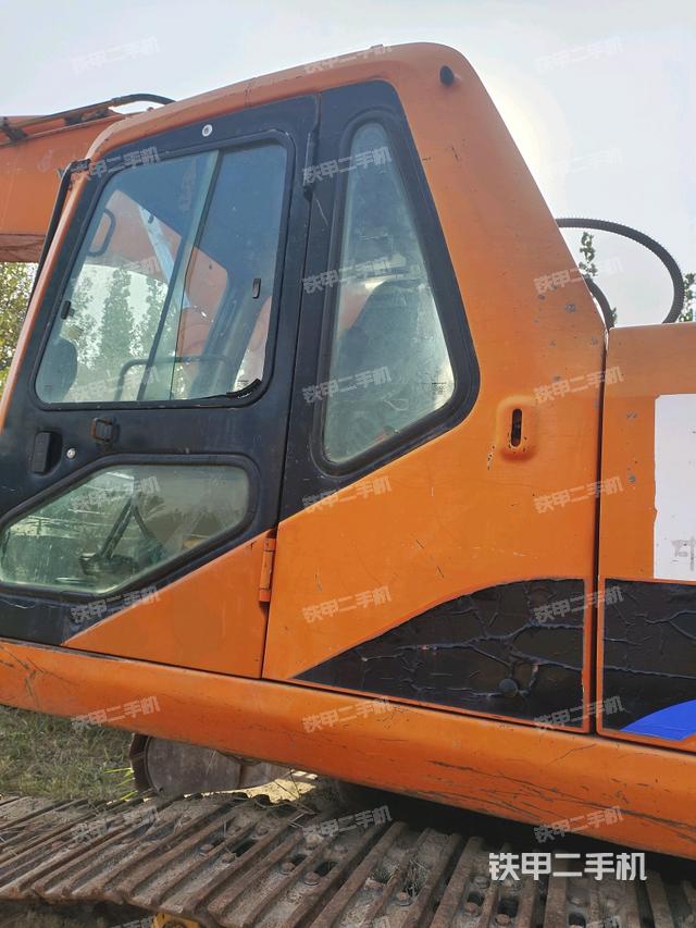 駕駛室左后45度（駕駛室部分）