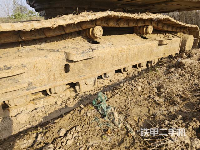 单侧履带整体（整机外观）