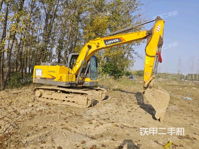 驾驶室整体（整机外观）