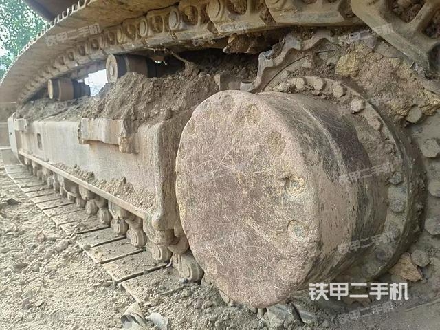 单侧履带整体（整机外观）