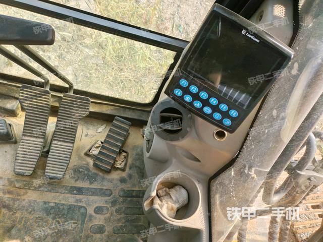 显示屏 （驾驶室部分）