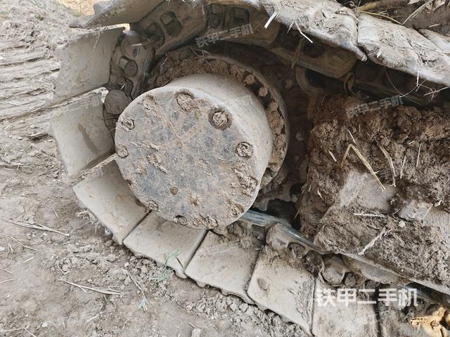 左導(dǎo)向輪（行走機(jī)構(gòu)）