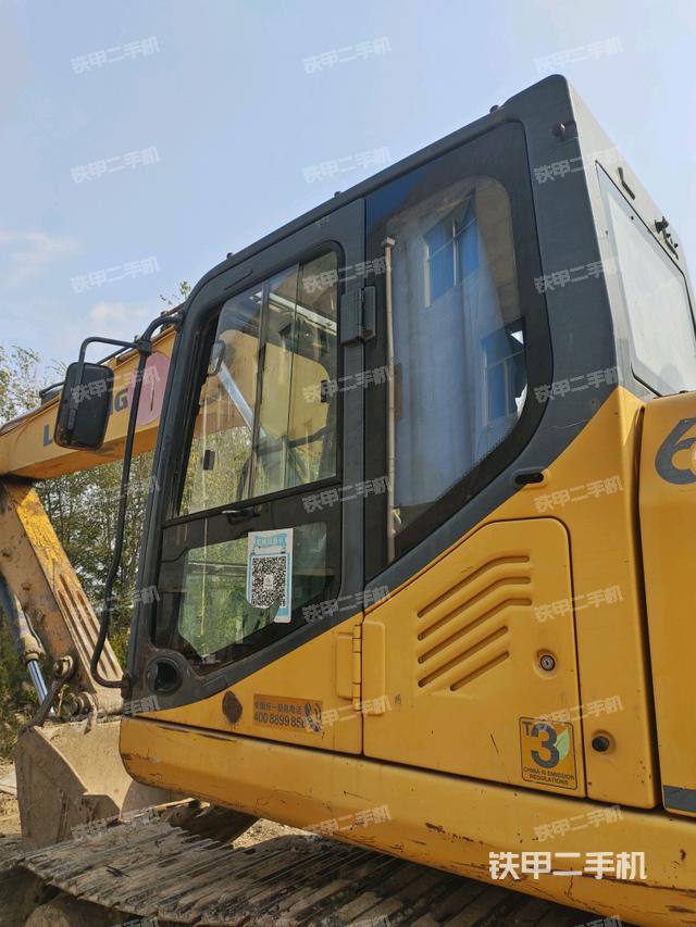 駕駛室左后45度（駕駛室部分）