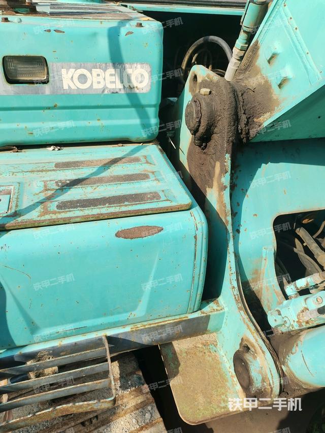 大臂根部 斜视（工作和回转装置）