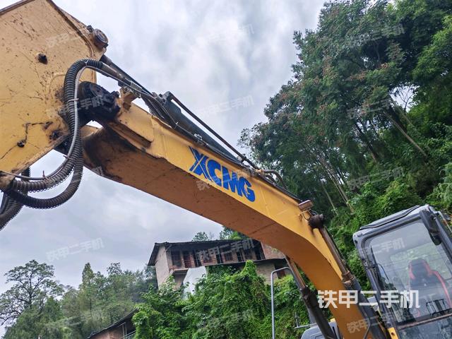 大臂整体 右侧（工作和回转装置）