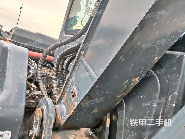 大臂整體?右側(cè)（工作和回轉(zhuǎn)裝置）