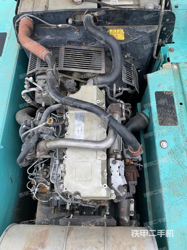 發(fā)動(dòng)機(jī)整體俯視（整機(jī)外觀）