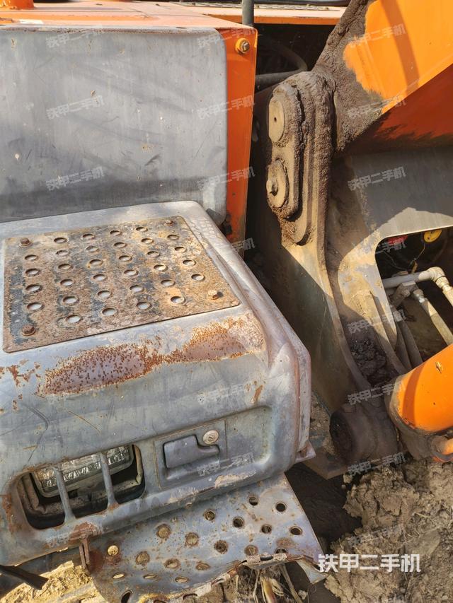 大臂根部?斜視（工作和回轉(zhuǎn)裝置）