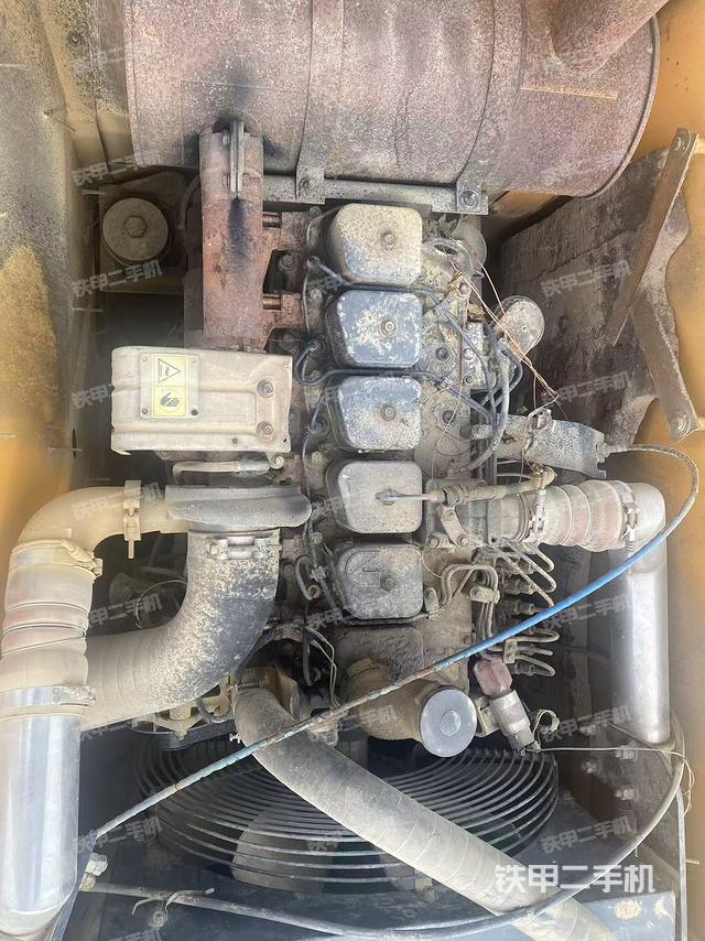 发动机整体俯视（整机外观）