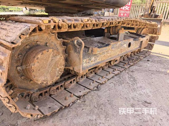 单侧履带整体（整机外观）