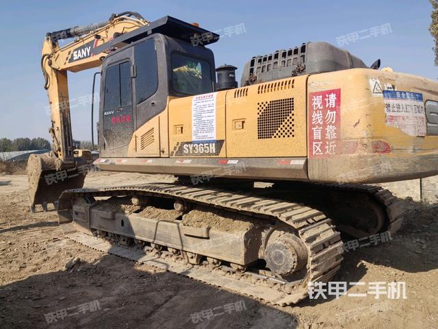 三一重工SY365H挖掘機(jī)