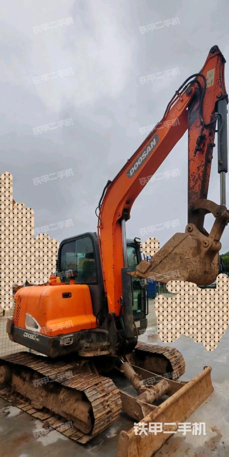 整機右后45°（整機外觀）