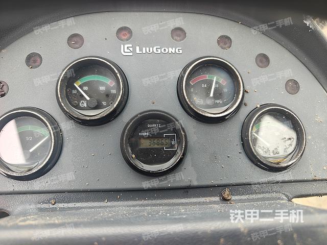 驾驶室操作台（整机外观及大件）