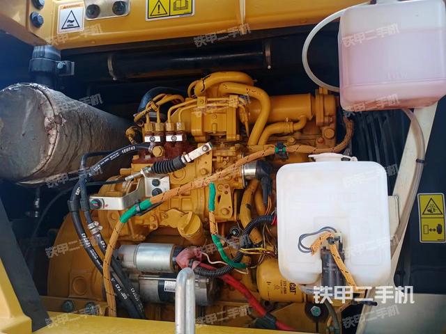 发动机整体俯视（整机外观）