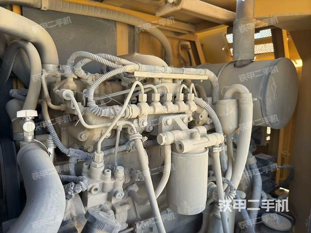 发动机整体俯视（整机外观）