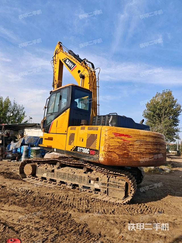 驾驶室整体（整机外观）