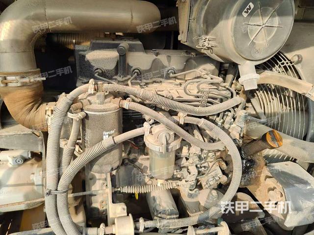 发动机整体俯视（整机外观）