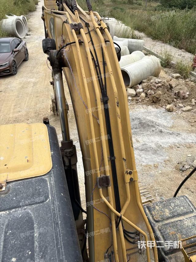 大臂根部?斜視（工作和回轉(zhuǎn)裝置）