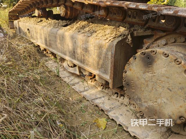 右驅(qū)動(dòng)輪（行走機(jī)構(gòu)）